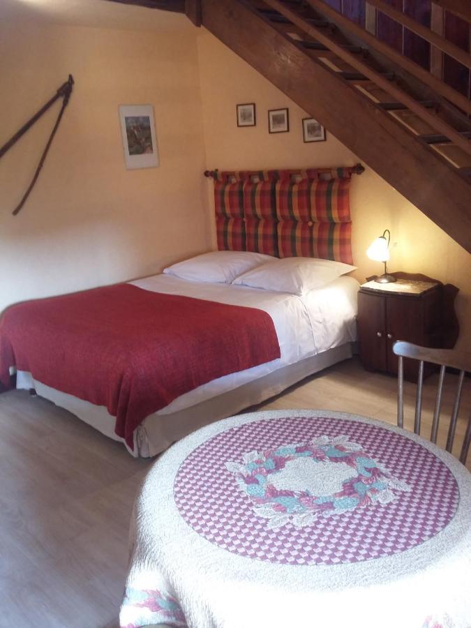 Saint-Pierre-de-Plesguen Les Petites Chapelles Bed & Breakfast エクステリア 写真