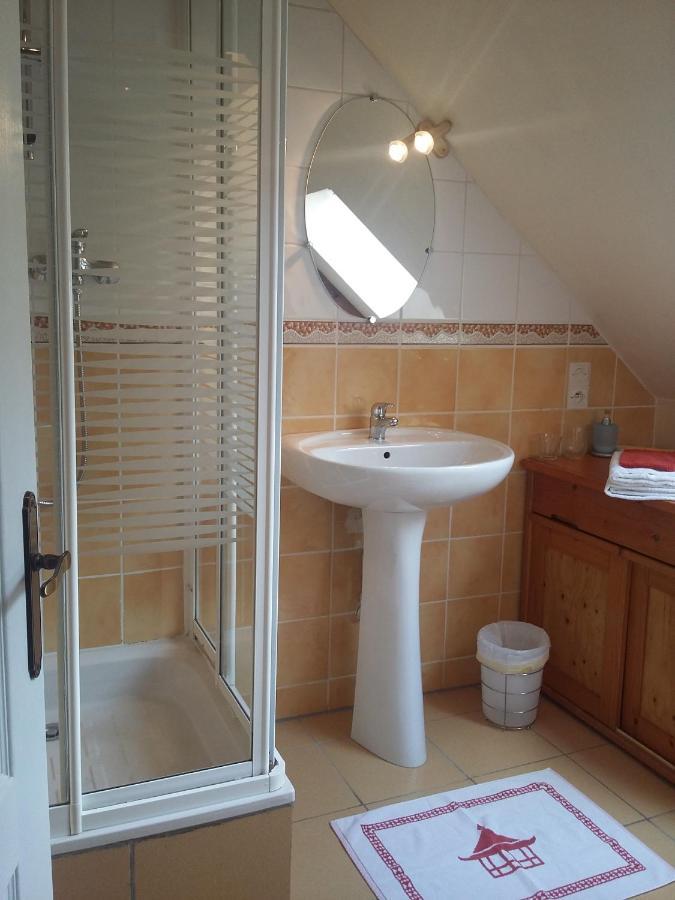 Saint-Pierre-de-Plesguen Les Petites Chapelles Bed & Breakfast エクステリア 写真