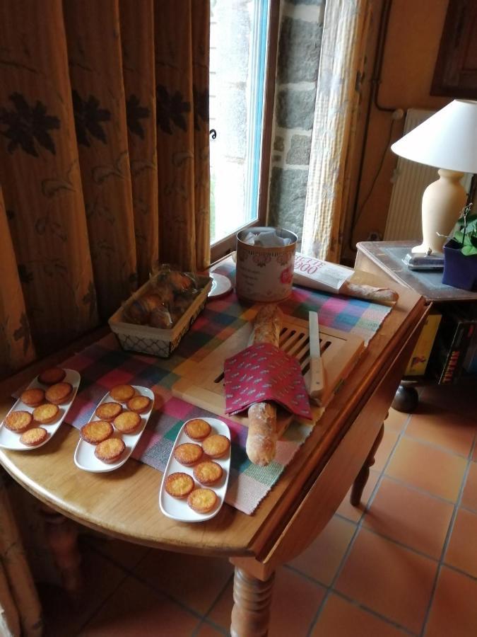 Saint-Pierre-de-Plesguen Les Petites Chapelles Bed & Breakfast エクステリア 写真